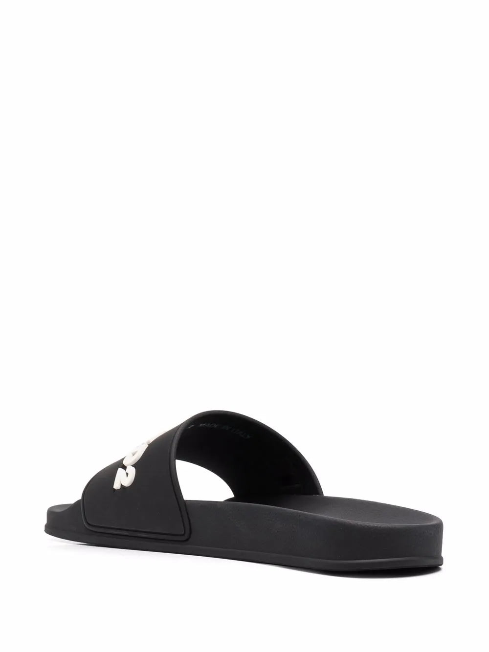 DSQUARED2 embossed logo detail slides